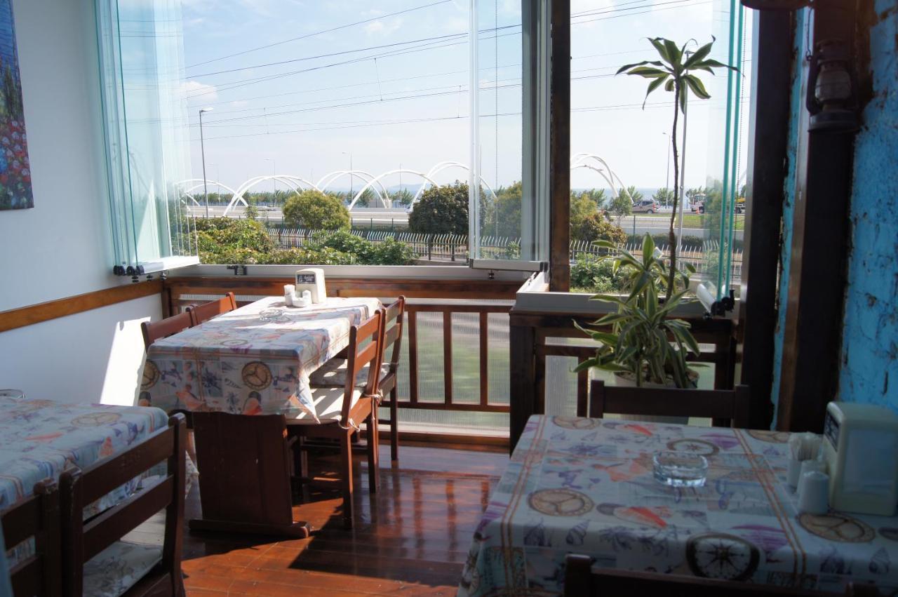 Galley Hotel Istanbul Exteriör bild