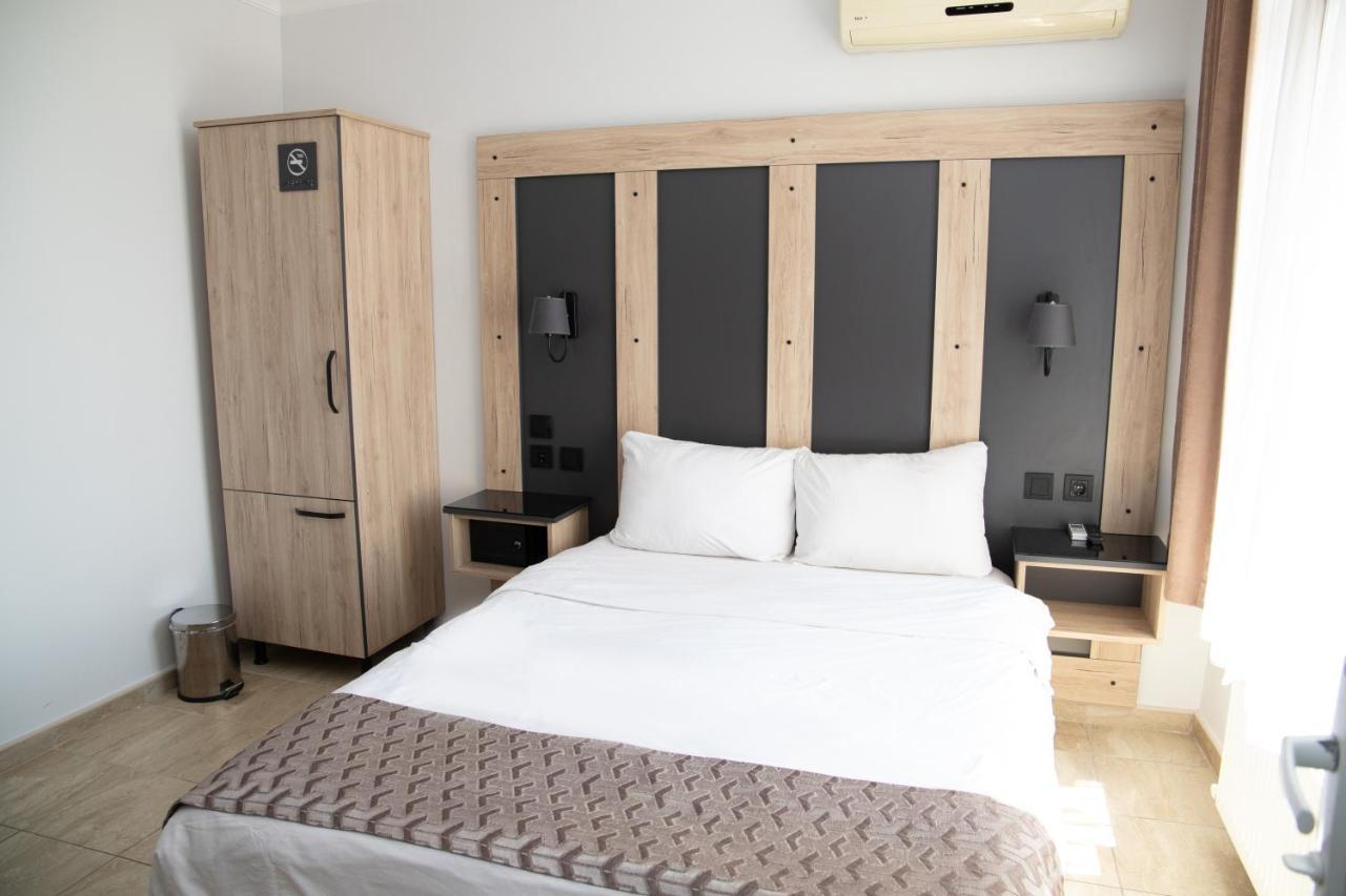 Galley Hotel Istanbul Exteriör bild