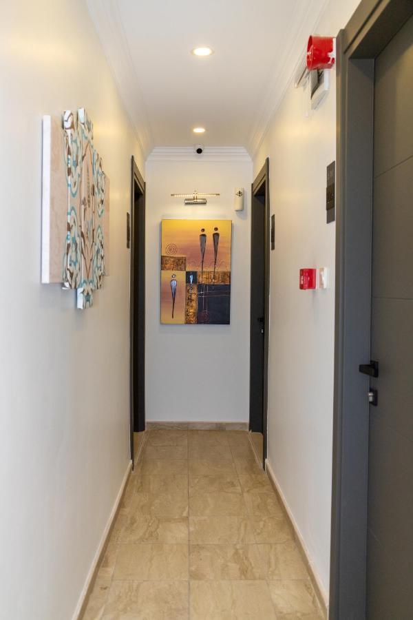 Galley Hotel Istanbul Exteriör bild