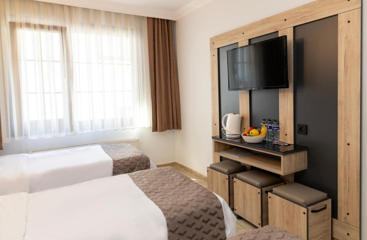 Galley Hotel Istanbul Exteriör bild